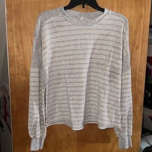 American eagle long sleeve!